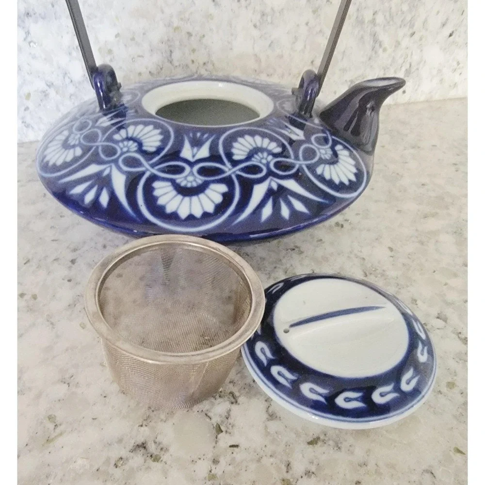 Bombay Arabesque Tile Teapot Blue White Ceramic Vintage 90s Tea Pot with Infuser